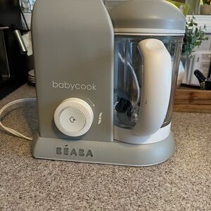 BÉABA Babycook in Gray and White